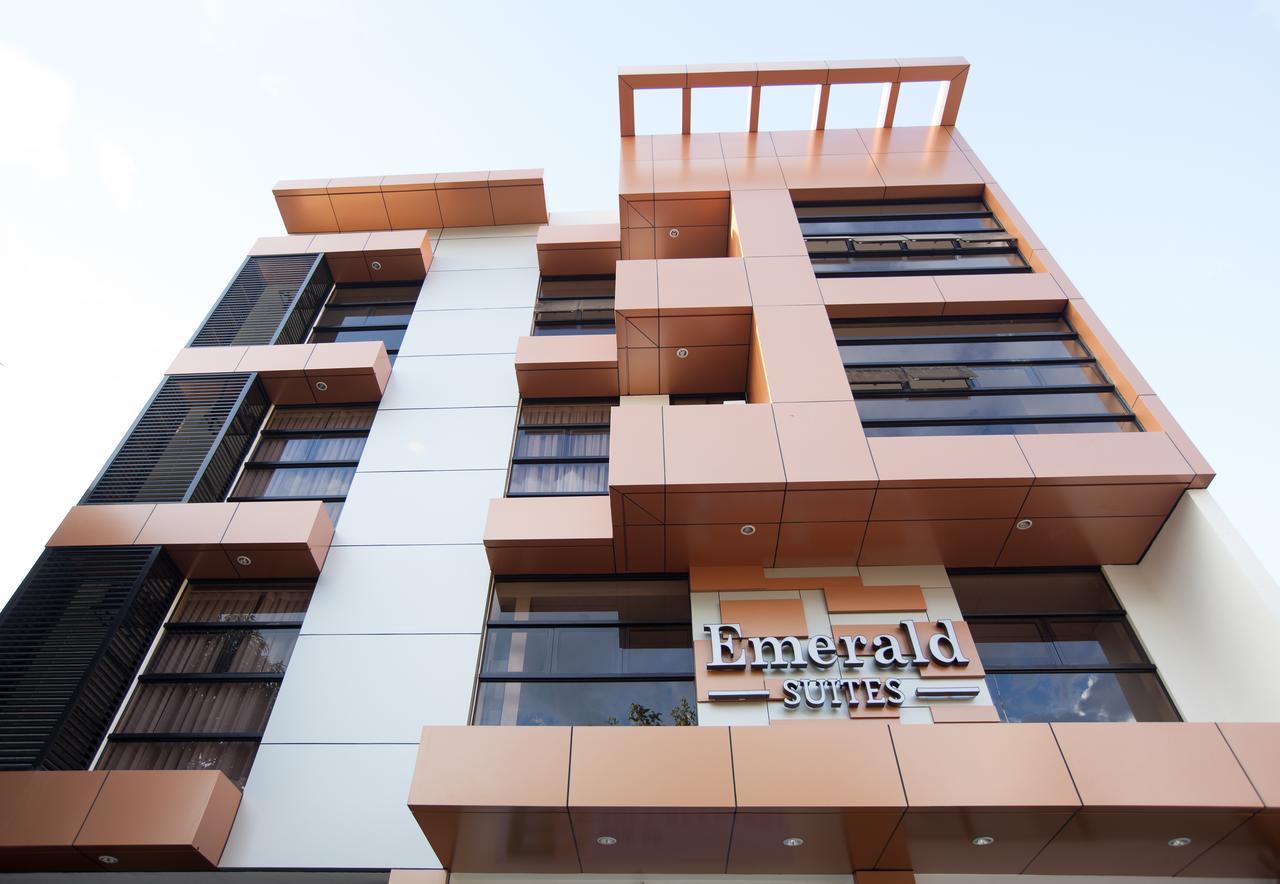 Emerald Suites Cdo Cagayán de Oro Exterior foto