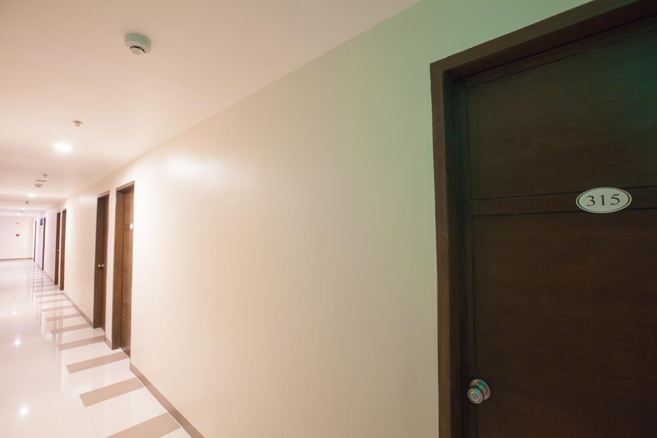 Emerald Suites Cdo Cagayán de Oro Exterior foto