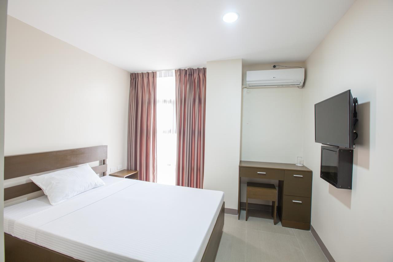Emerald Suites Cdo Cagayán de Oro Habitación foto